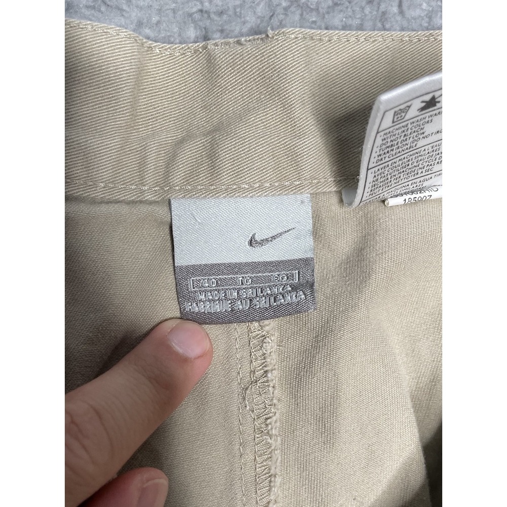 Vintage Y2K Nike Chino Shorts Mens Size‎ 40 Beige/Tan Performance Golf Casual - Picture 3 of 11